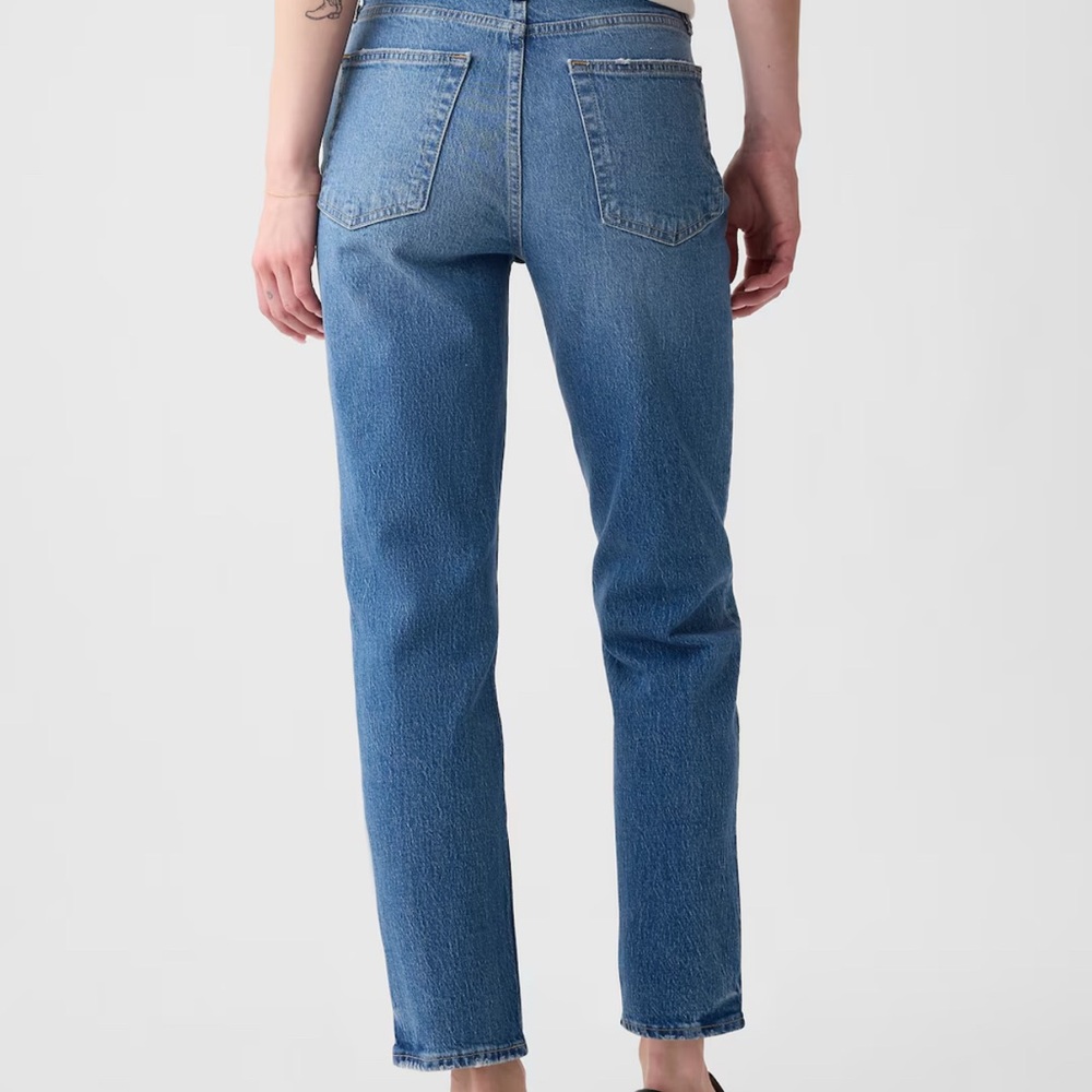 Gap High Rise Cheeky Straight Jeans